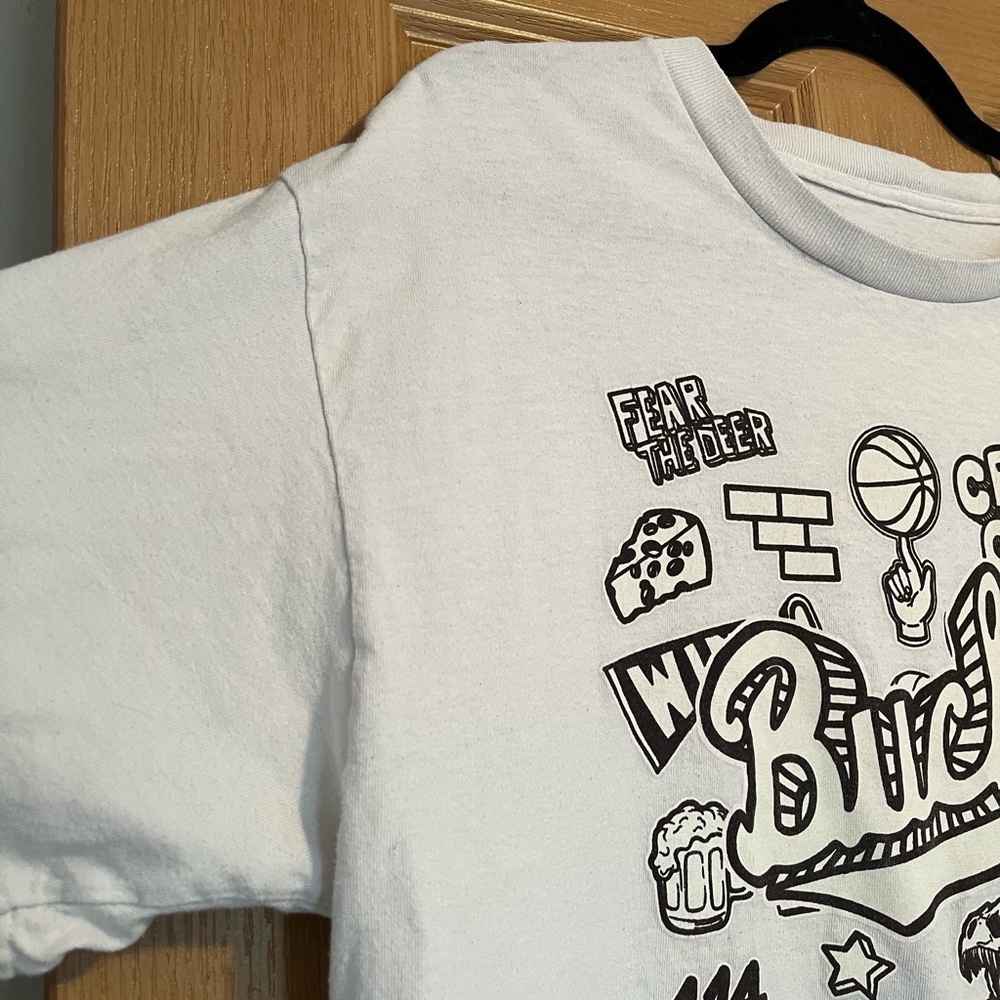 Men's Milwaukee Bucks Mitchell & Ness White Hardwood Classics Doodle T-Shirt - Picture 6 of 10